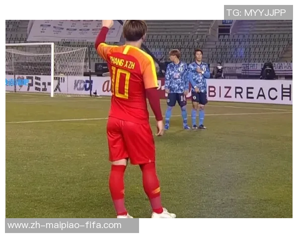 足球队员的英文名称及其在比赛中的重要角色分析